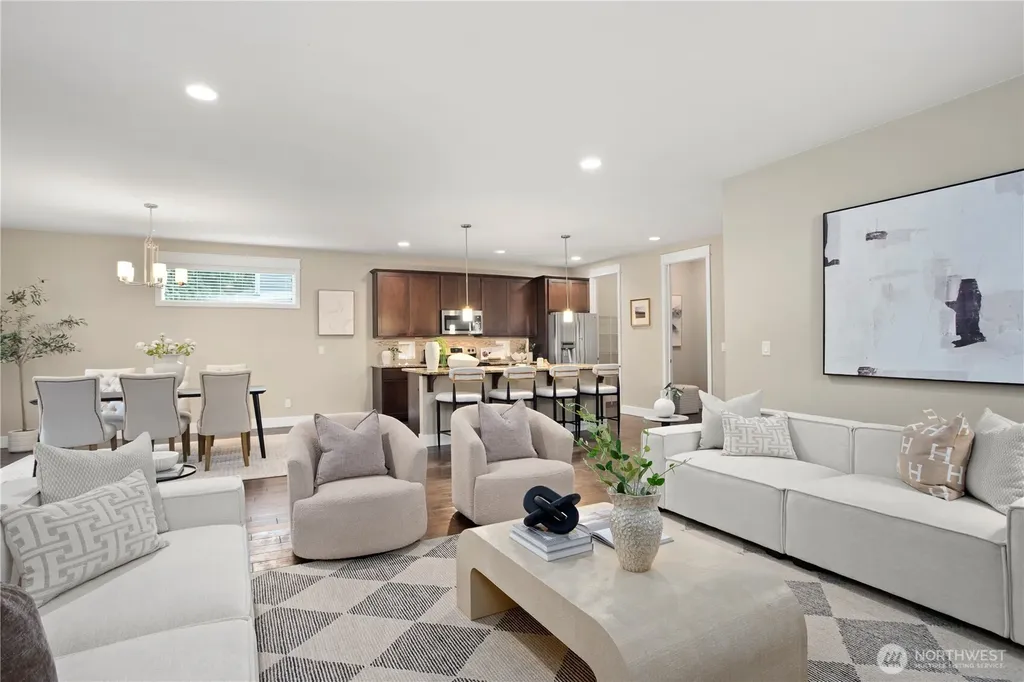 20714 1st Avenue W Lynnwood WA 98036
