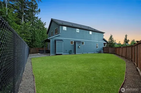 20714 1st Avenue W Lynnwood WA 98036