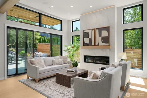 2728 63rd Avenue SE Mercer Island WA 98040