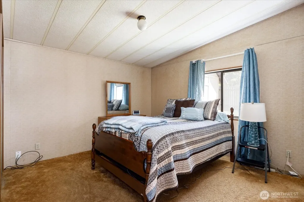 2172 Norman Drive Oak Harbor WA 98277