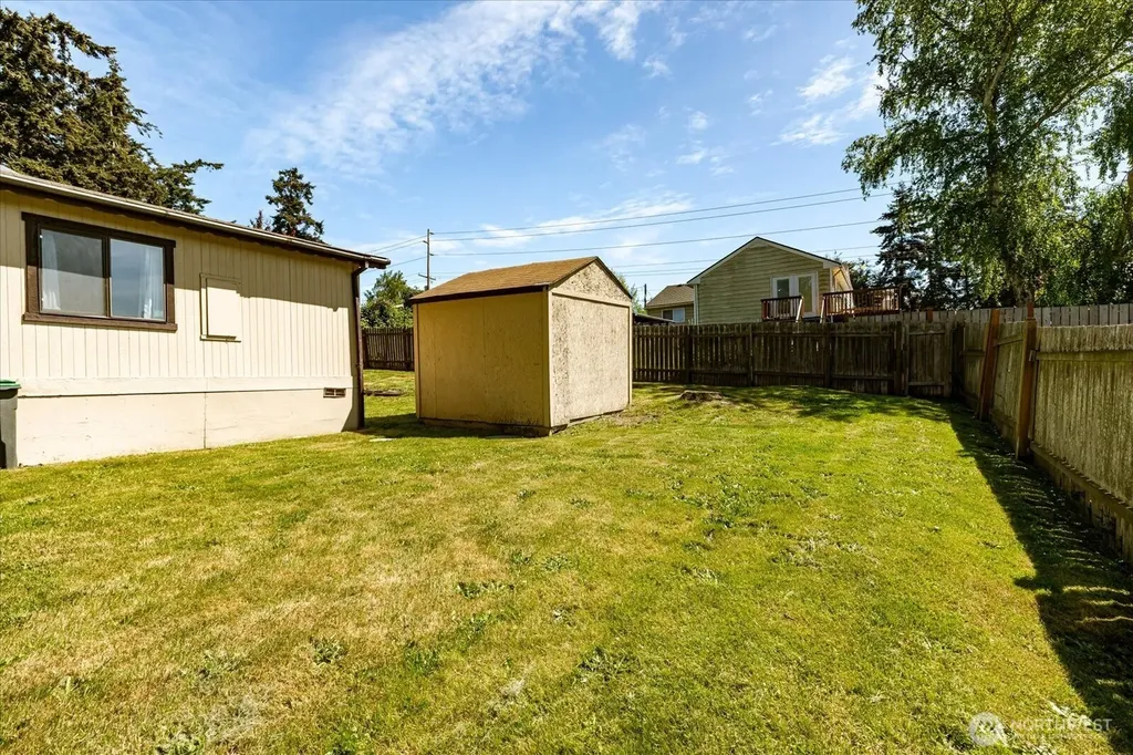 2172 Norman Drive Oak Harbor WA 98277