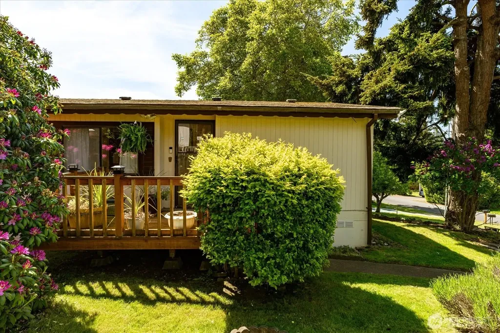 2172 Norman Drive Oak Harbor WA 98277