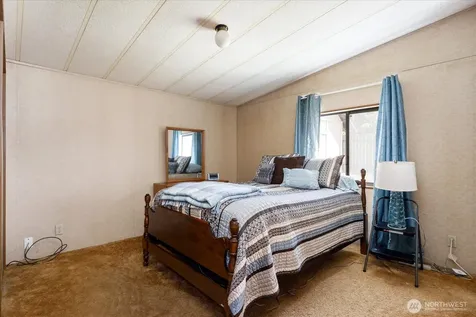2172 Norman Drive Oak Harbor WA 98277