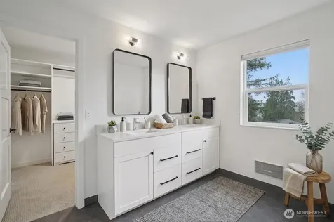12332 38th Avenue NE Seattle WA 98125
