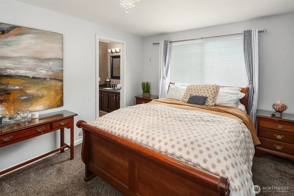 1185 Landover Place Port Orchard WA 98366