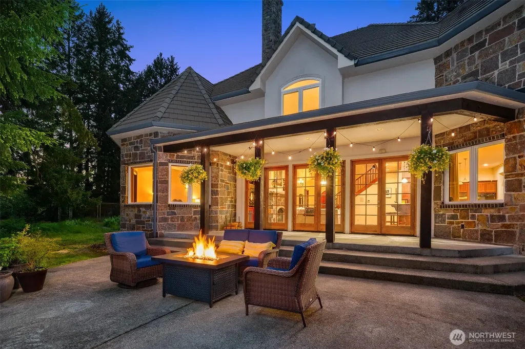 1000 Creso Road S Spanaway WA 98387