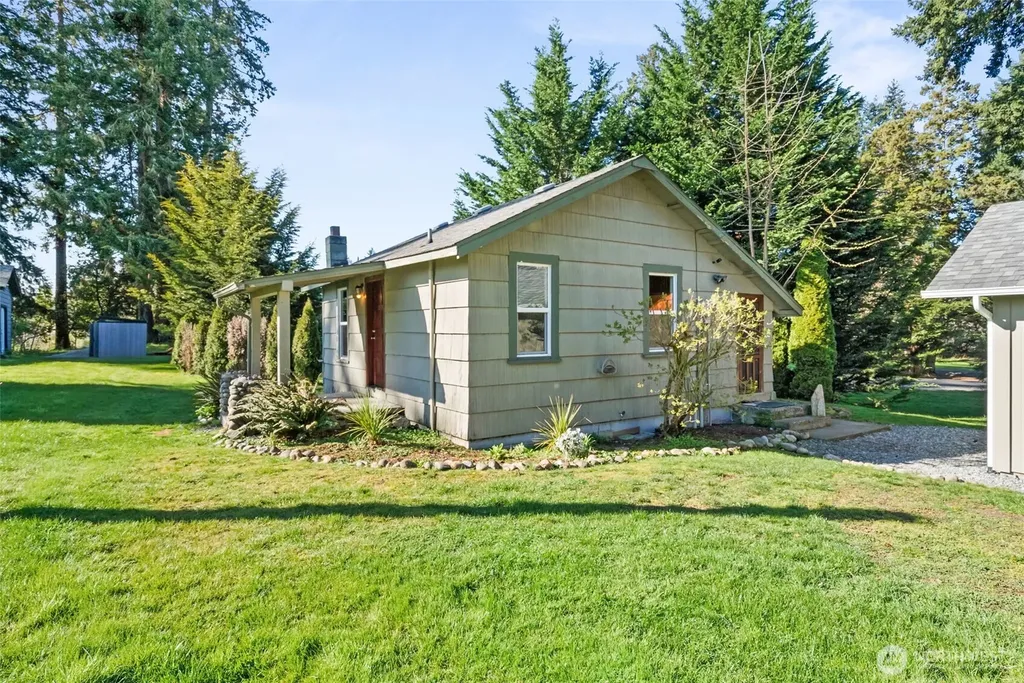 1000 Creso Road S Spanaway WA 98387