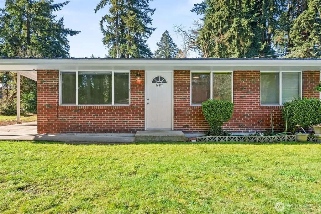 1000 Creso Road S Spanaway WA 98387