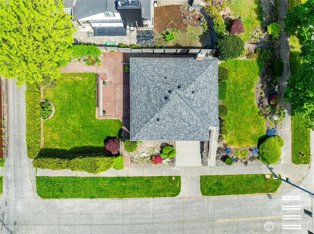 5457 35th Avenue SW Seattle WA 98126
