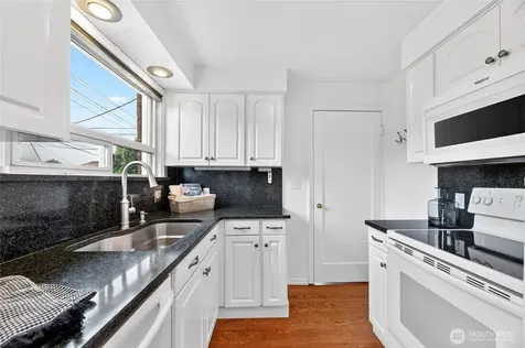 5457 35th Avenue SW Seattle WA 98126