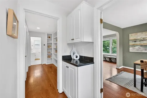 5457 35th Avenue SW Seattle WA 98126