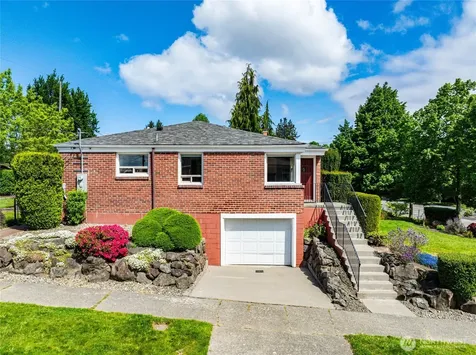 5457 35th Avenue SW Seattle WA 98126