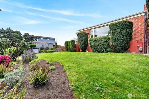 5457 35th Avenue SW Seattle WA 98126
