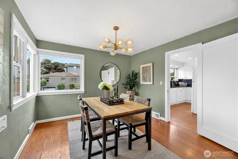 5457 35th Avenue SW Seattle WA 98126