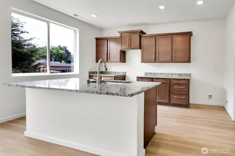 11948 64th Street E Puyallup WA 98372