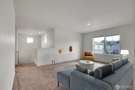 11948 64th Street E Puyallup WA 98372