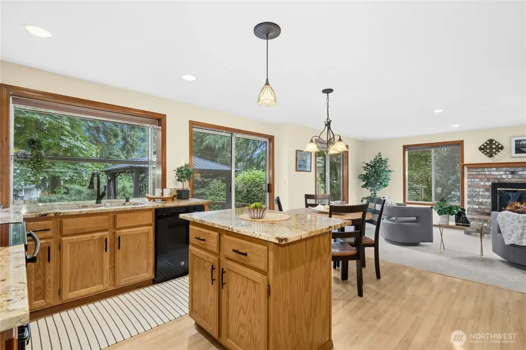 5507 James Avenue SE Auburn WA 98092