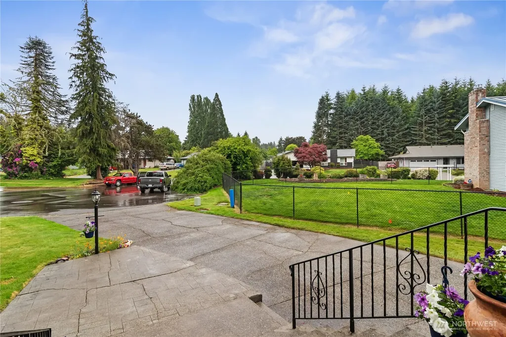4406 Montclair Drive SE Lacey WA 98503