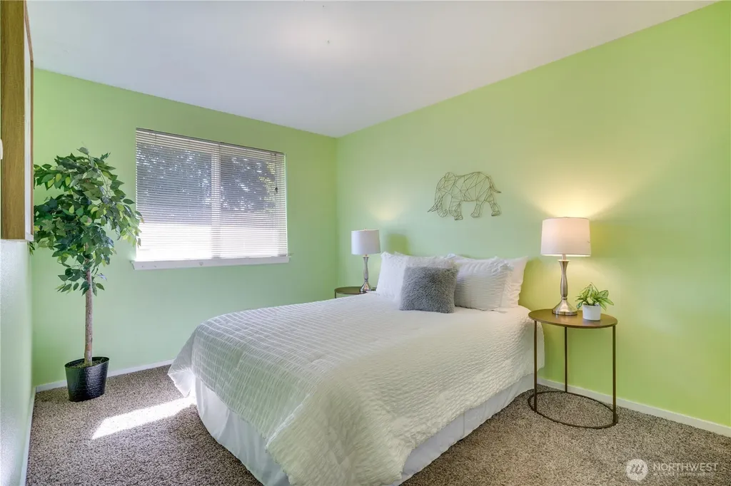 17403 79th Avenue E Puyallup WA 98375
