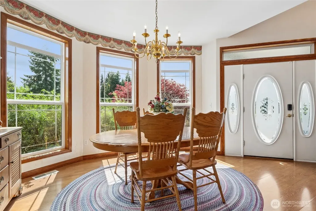 165 Tri Mountain Lane Centralia WA 98531