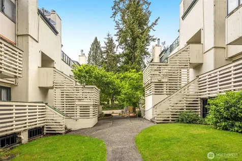 1019 156th Avenue NE Bellevue WA 98007