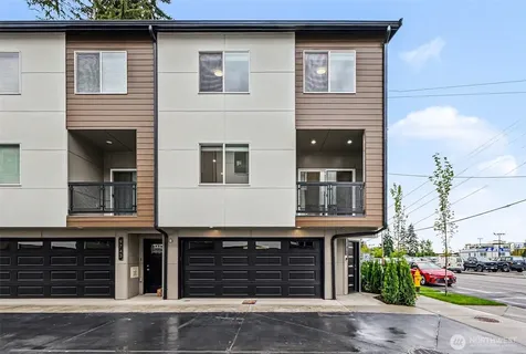 9745 4th Avenue W Everett WA 98204