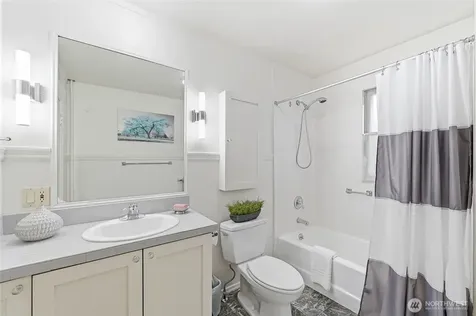 2025 Boylston Avenue E Seattle WA 98102