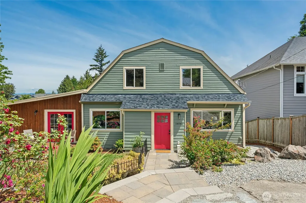 14042 33rd Avenue S Tukwila WA 98168