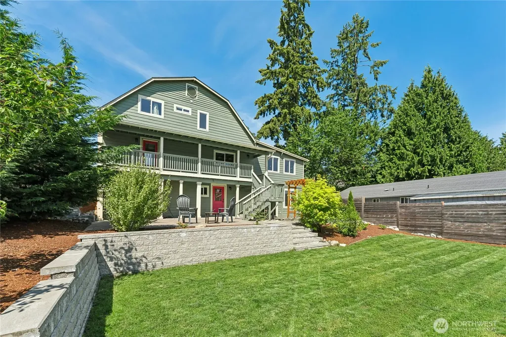 14042 33rd Avenue S Tukwila WA 98168