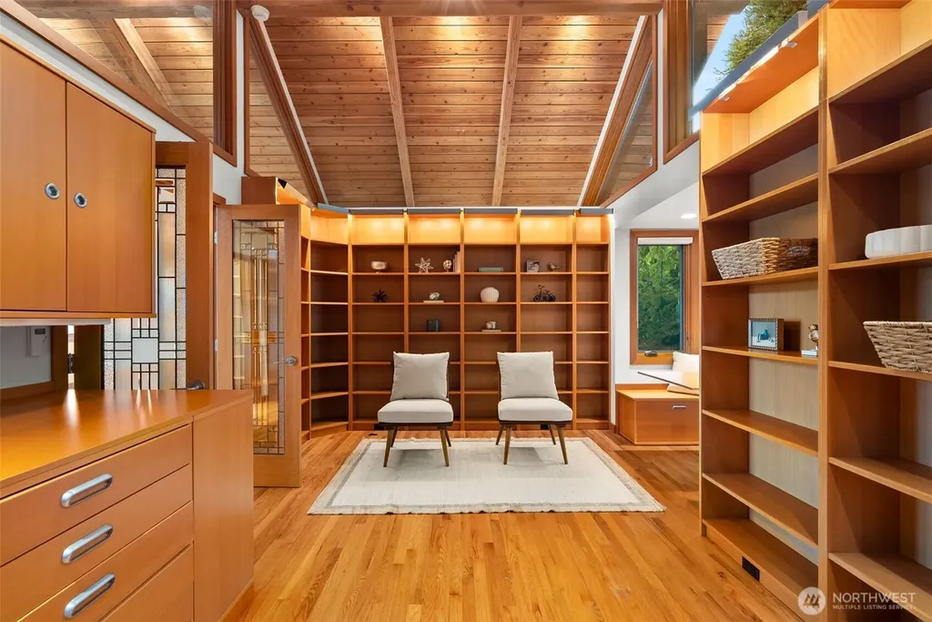 112 Merridith Street Port Ludlow WA 98365