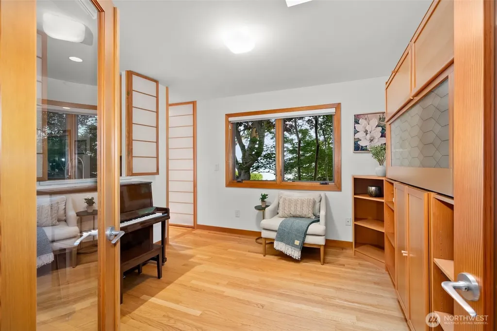 112 Merridith Street Port Ludlow WA 98365