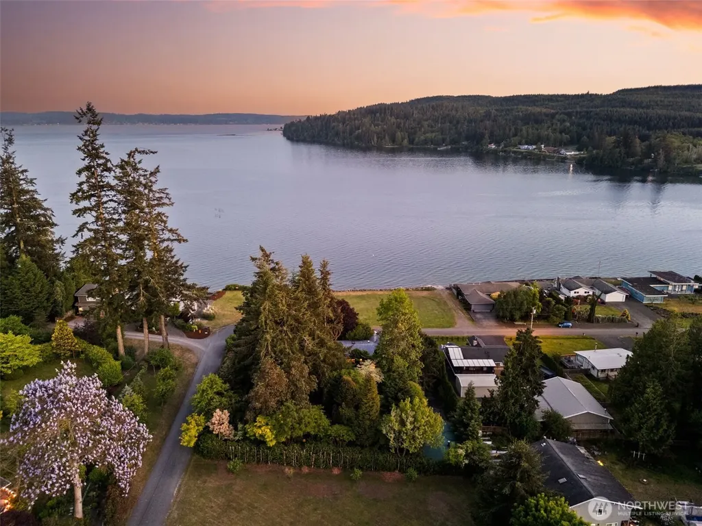 112 Merridith Street Port Ludlow WA 98365