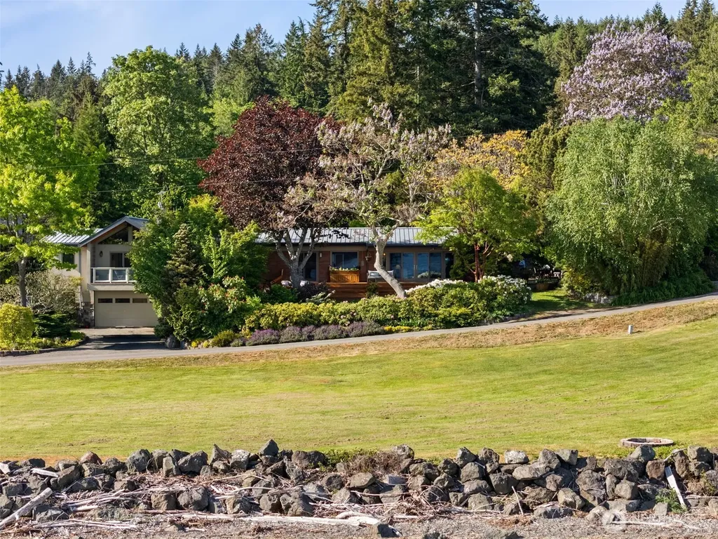 112 Merridith Street Port Ludlow WA 98365