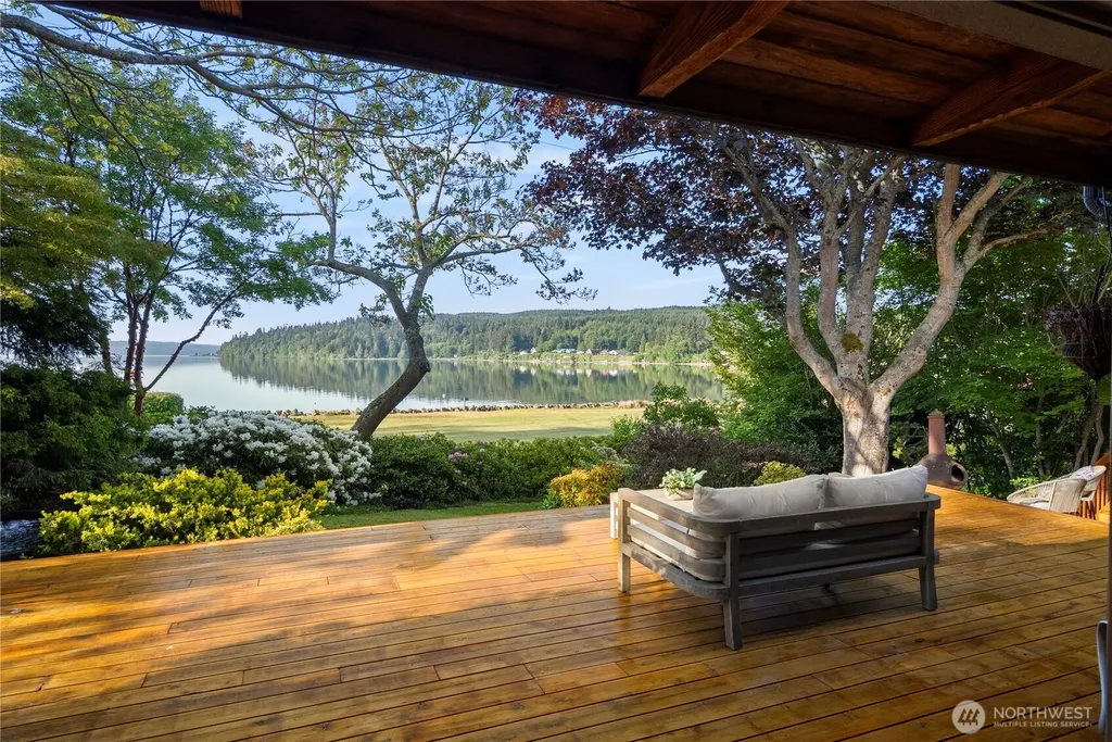 112 Merridith Street Port Ludlow WA 98365