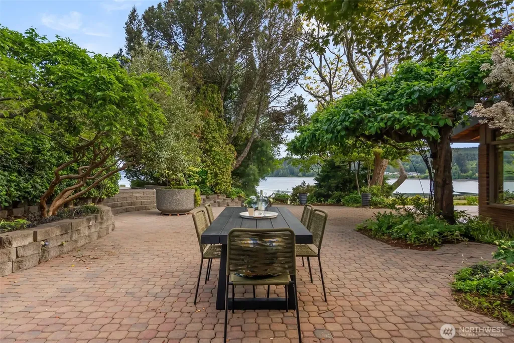 112 Merridith Street Port Ludlow WA 98365