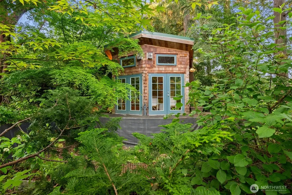 112 Merridith Street Port Ludlow WA 98365