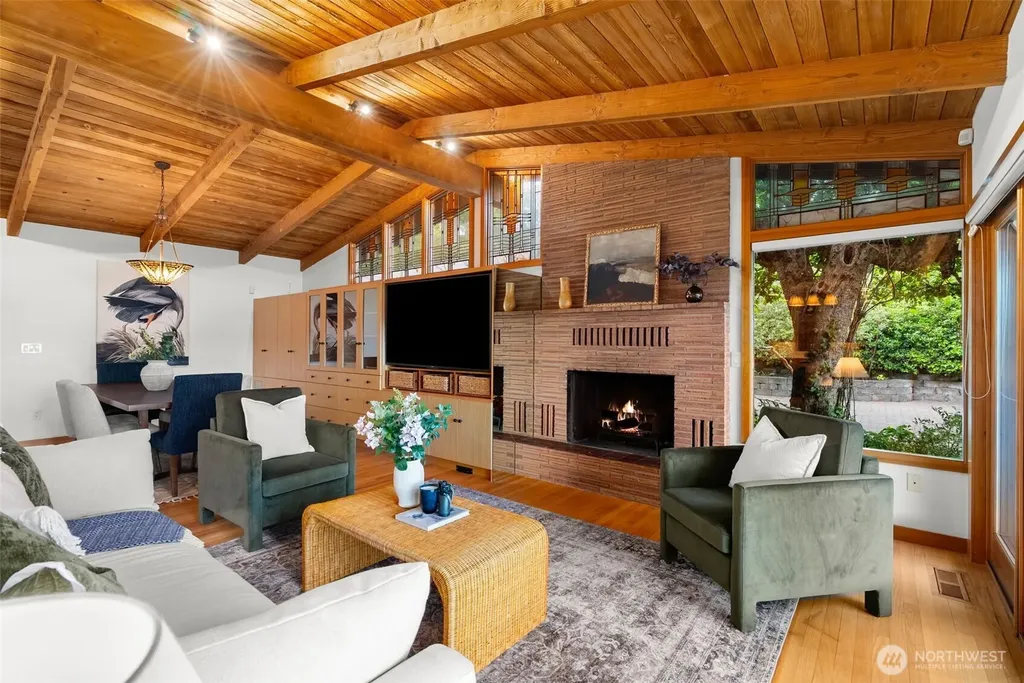 112 Merridith Street Port Ludlow WA 98365