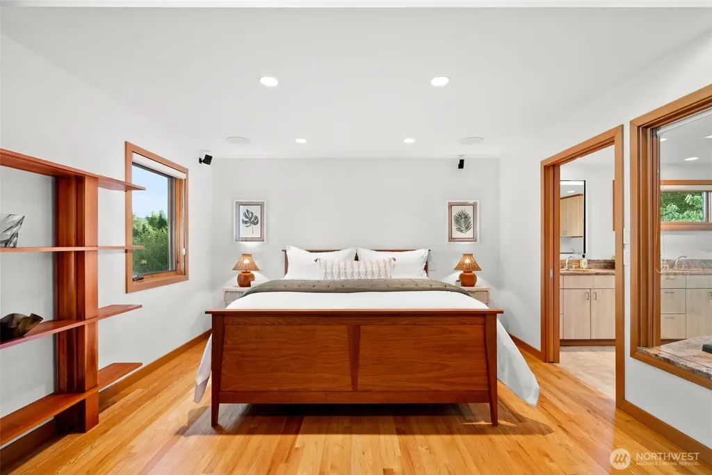 112 Merridith Street Port Ludlow WA 98365