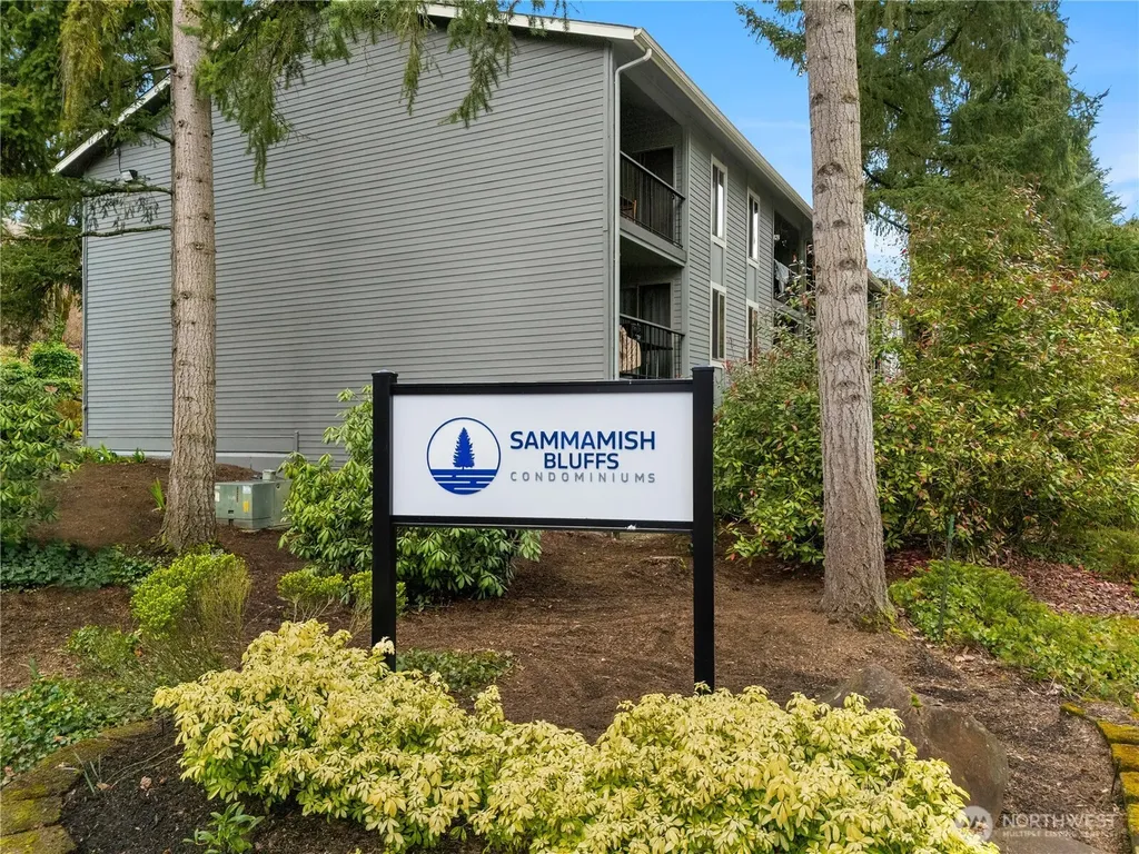 4727 W Lake Sammamish Parkway SE Issaquah WA 98027