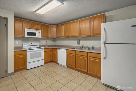 4727 W Lake Sammamish Parkway SE Issaquah WA 98027