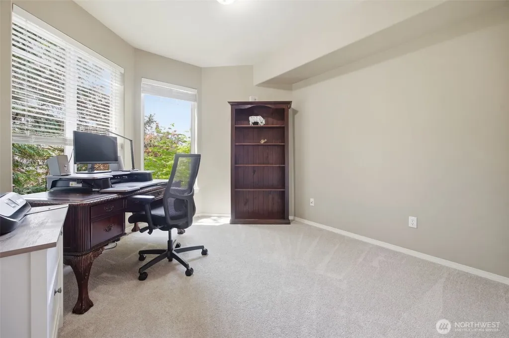 5015 Sound Avenue Everett WA 98203