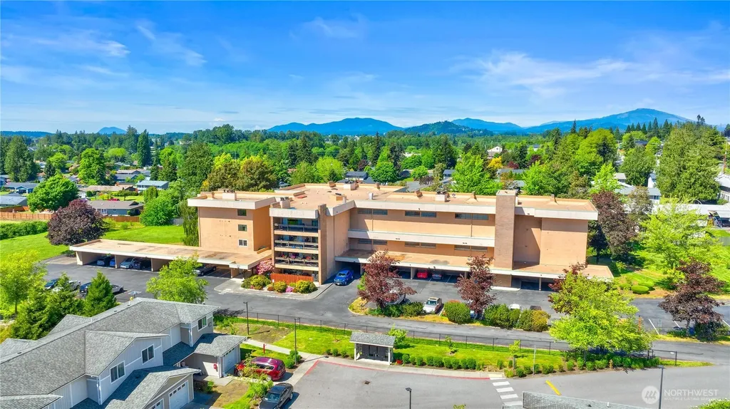 2021 N Laventure Road Mount Vernon WA 98273