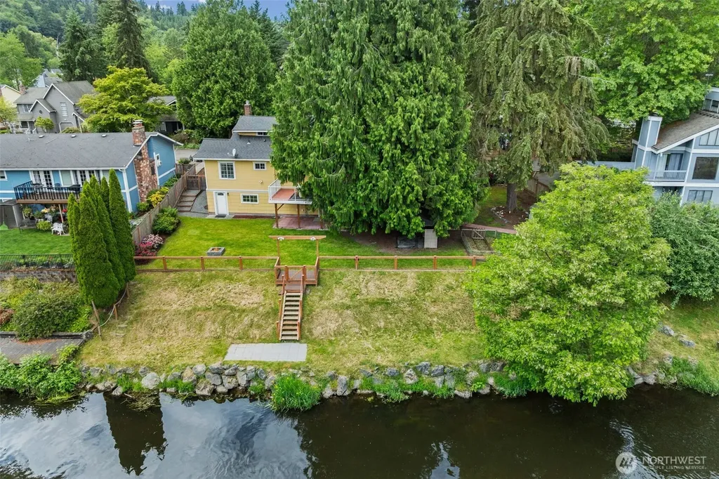 17502 113th Avenue NE Bothell WA 98011