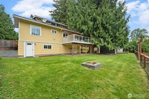 17502 113th Avenue NE Bothell WA 98011