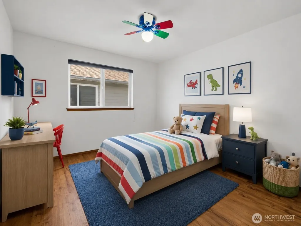 512 N 104th Street Seattle WA 98133