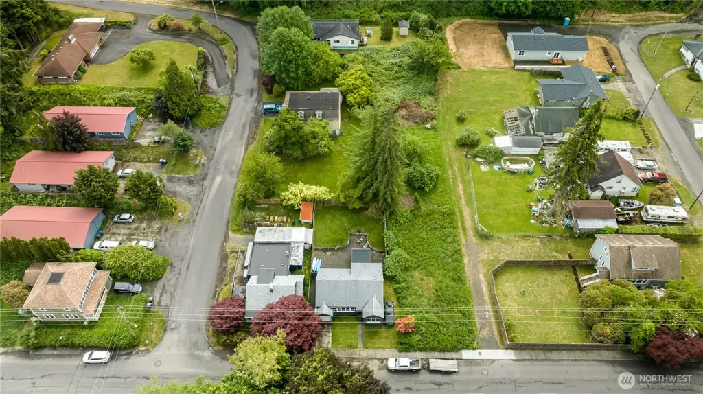 1716 Young Street Aberdeen WA 98520