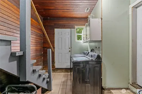 1716 Young Street Aberdeen WA 98520