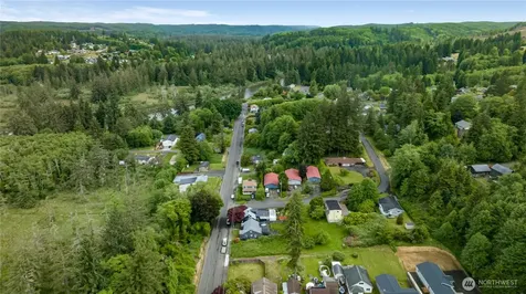 1716 Young Street Aberdeen WA 98520