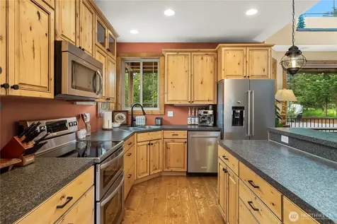 19205 212th Street E Orting WA 98360