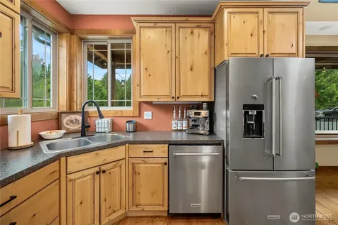 19205 212th Street E Orting WA 98360